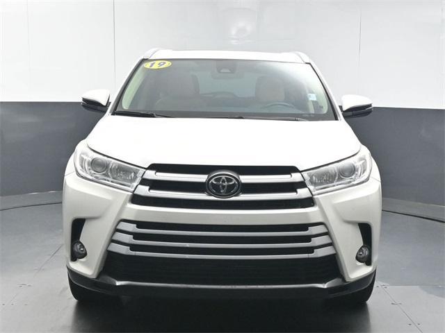 used 2019 Toyota Highlander car, priced at $27,142