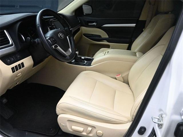 used 2019 Toyota Highlander car, priced at $27,142