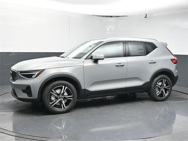 new 2025 Volvo XC40 car, priced at $43,045