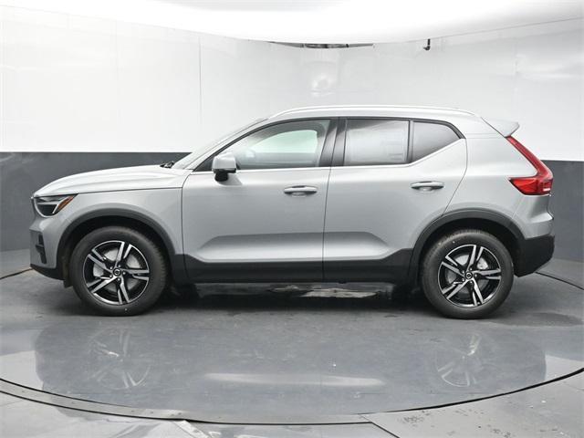 new 2025 Volvo XC40 car, priced at $43,045