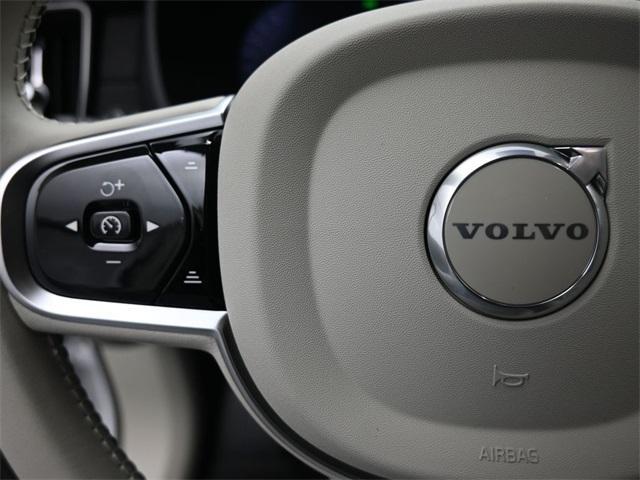 new 2026 Volvo XC90 Plug-In Hybrid car, priced at $85,625
