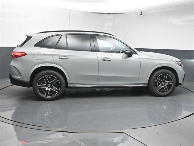 new 2025 Mercedes-Benz GLC 300 car, priced at $59,755