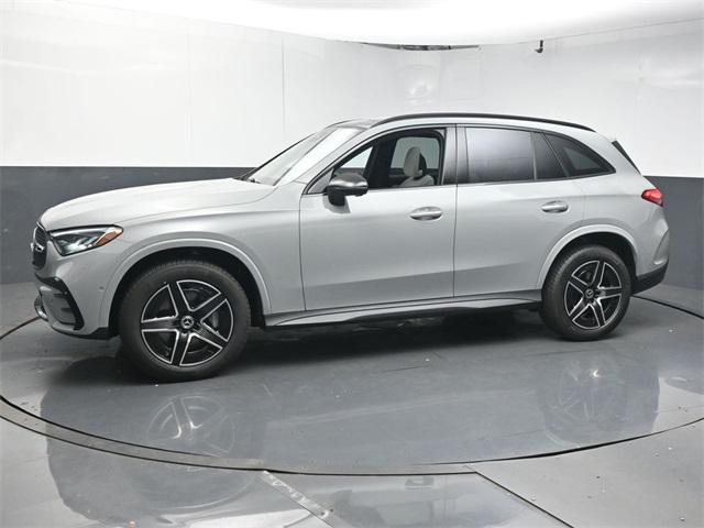 new 2025 Mercedes-Benz GLC 300 car, priced at $59,755