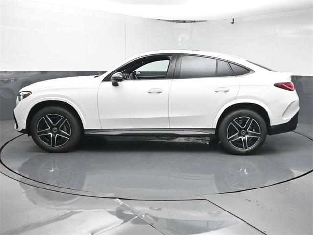 new 2025 Mercedes-Benz GLC 300 car, priced at $68,930
