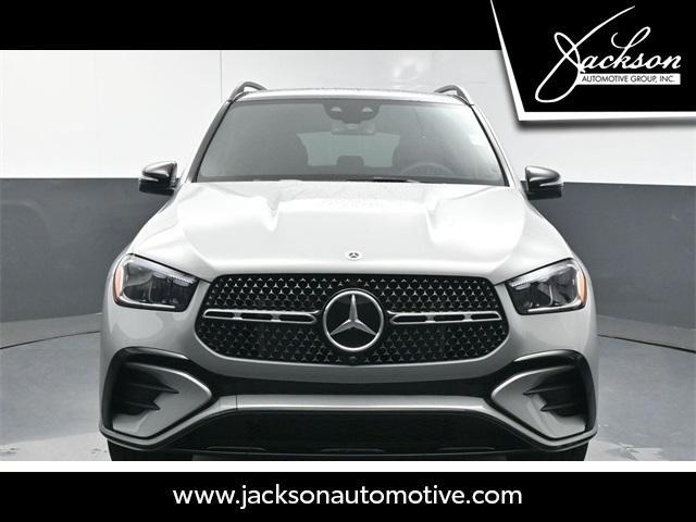 new 2025 Mercedes-Benz GLE 450 car, priced at $85,600