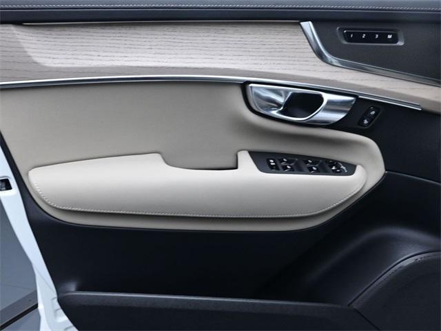 new 2026 Volvo XC90 car, priced at $71,527