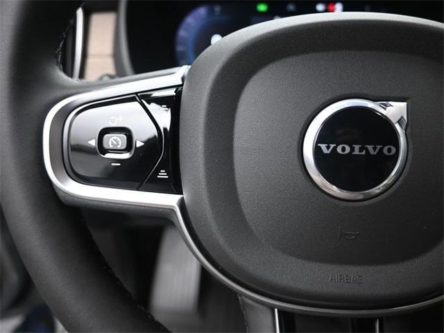 new 2025 Volvo XC90 car, priced at $73,555