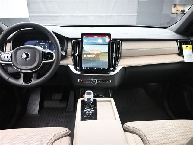 new 2025 Volvo XC90 car, priced at $73,555
