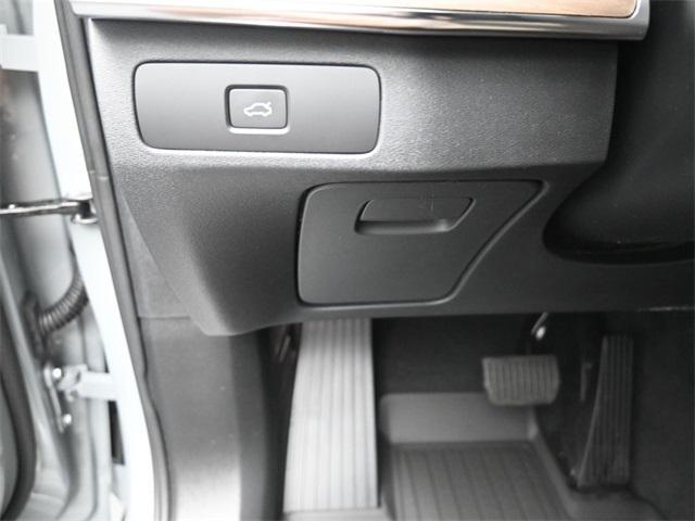 new 2025 Volvo XC90 car, priced at $73,555