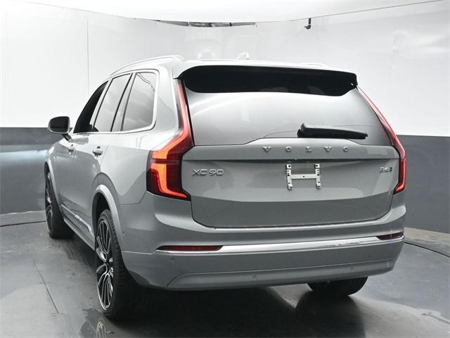 new 2025 Volvo XC90 car, priced at $73,555