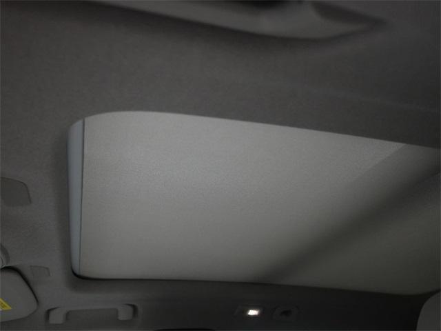new 2025 Volvo XC40 car, priced at $50,595