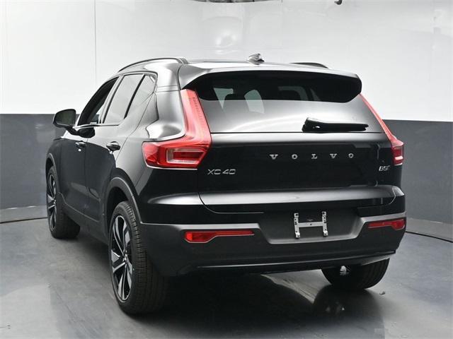 new 2025 Volvo XC40 car, priced at $50,595