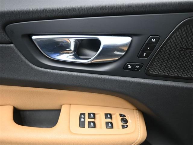 used 2020 Volvo XC60 car, priced at $25,629