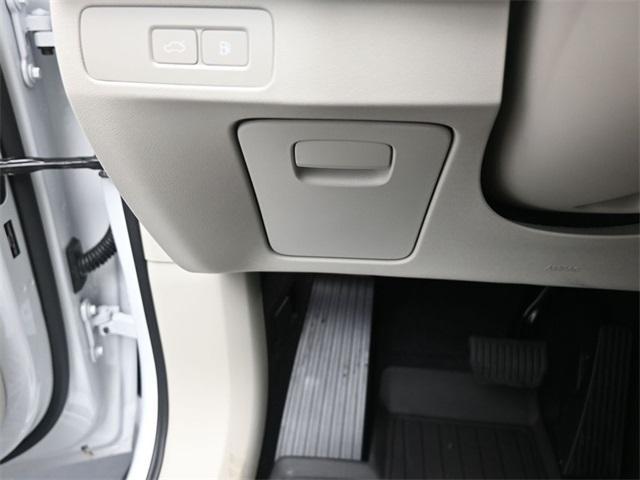 new 2026 Volvo XC90 Plug-In Hybrid car, priced at $87,425