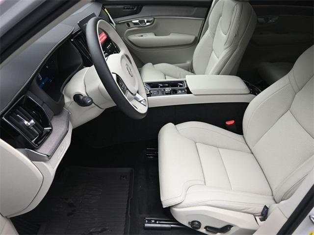 new 2026 Volvo XC90 Plug-In Hybrid car, priced at $87,425