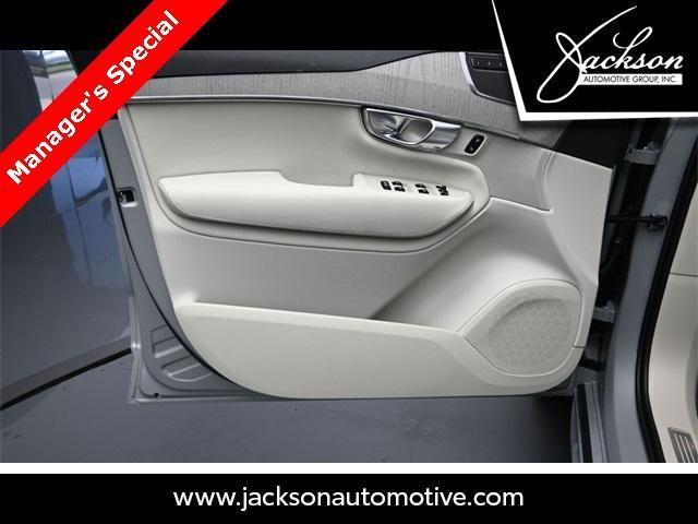new 2024 Volvo XC90 car, priced at $65,092