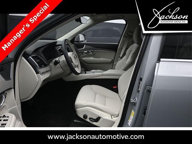new 2024 Volvo XC90 car, priced at $65,092