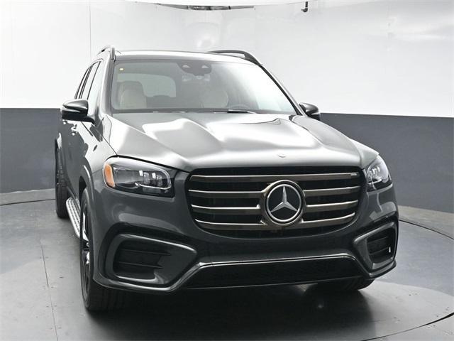 new 2025 Mercedes-Benz GLS 450 car, priced at $111,470