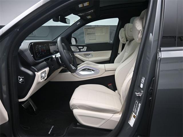 new 2025 Mercedes-Benz GLS 450 car, priced at $111,470
