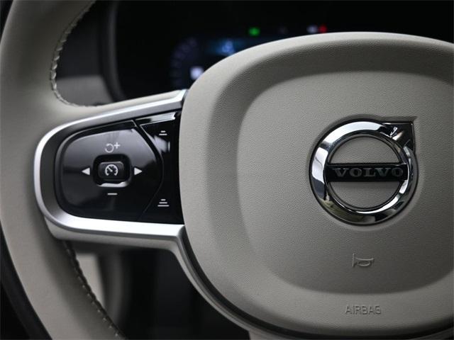 new 2026 Volvo V90 Cross Country car