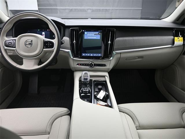 new 2026 Volvo V90 Cross Country car