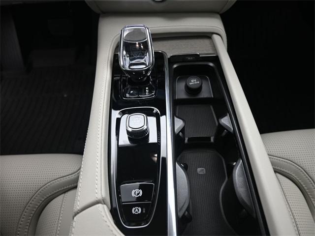new 2026 Volvo V90 Cross Country car