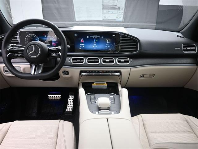 new 2025 Mercedes-Benz GLS 450 car, priced at $110,870