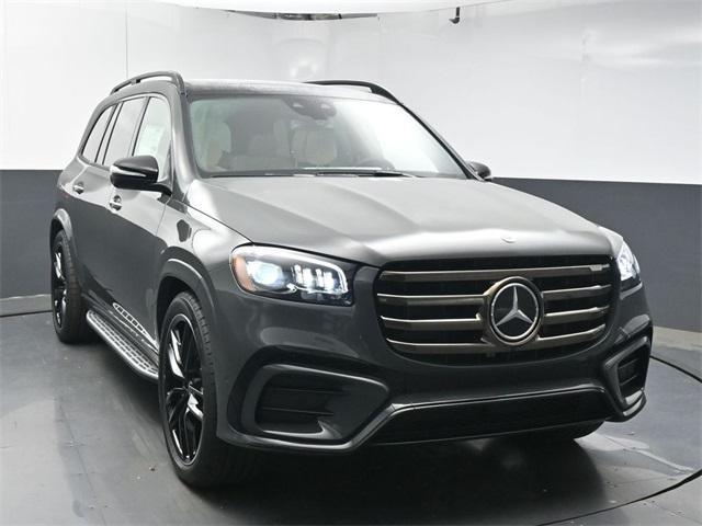 new 2025 Mercedes-Benz GLS 450 car, priced at $110,870