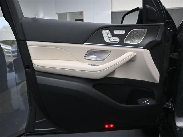 new 2025 Mercedes-Benz GLS 450 car, priced at $110,870