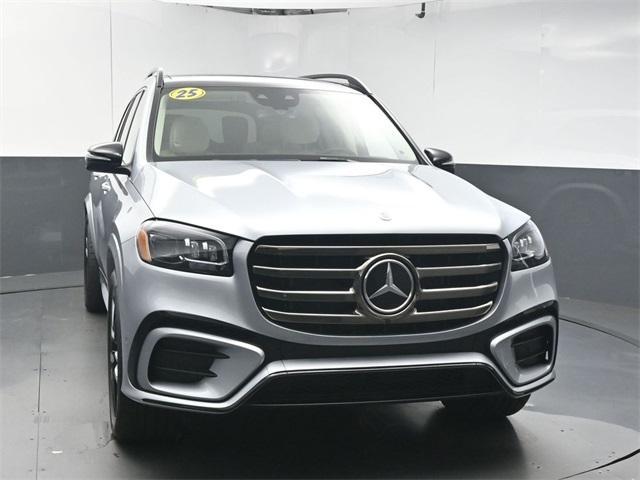 new 2025 Mercedes-Benz GLS 450 car, priced at $104,195