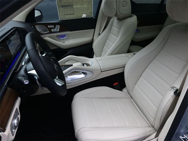 new 2025 Mercedes-Benz GLS 450 car, priced at $104,195