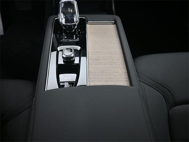 new 2025 Volvo XC90 car, priced at $60,245