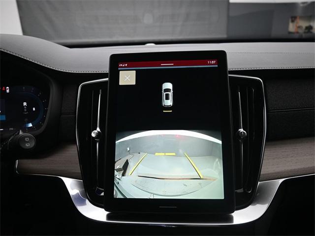 new 2025 Volvo XC90 car, priced at $60,245