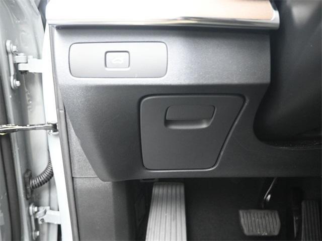 new 2025 Volvo XC90 car, priced at $60,245