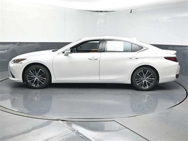 used 2024 Lexus ES 300h car, priced at $40,487