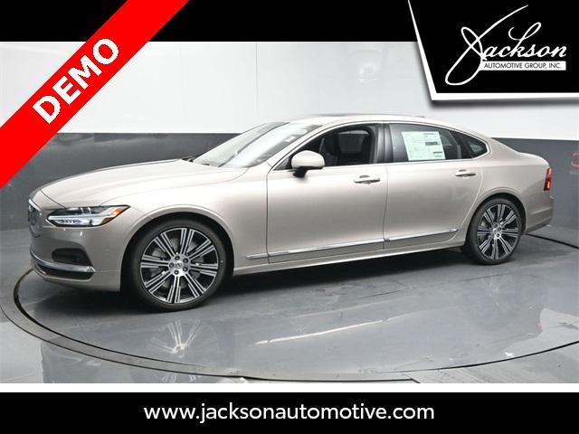 new 2025 Volvo S90 car, priced at $60,295