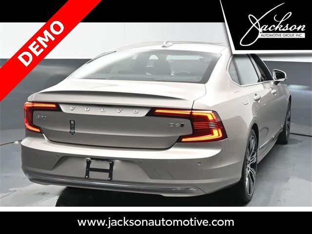 new 2025 Volvo S90 car, priced at $60,295