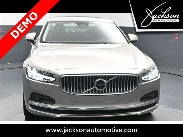 new 2025 Volvo S90 car, priced at $60,295