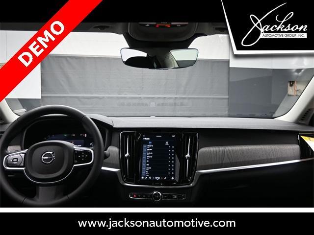 new 2025 Volvo S90 car, priced at $60,295