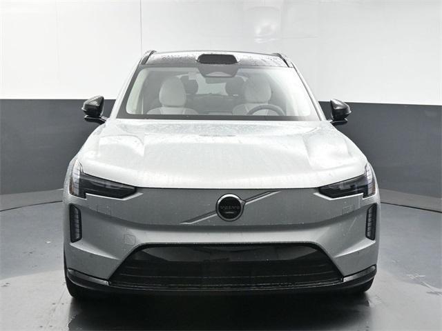 new 2025 Volvo EX90 car, priced at $85,640