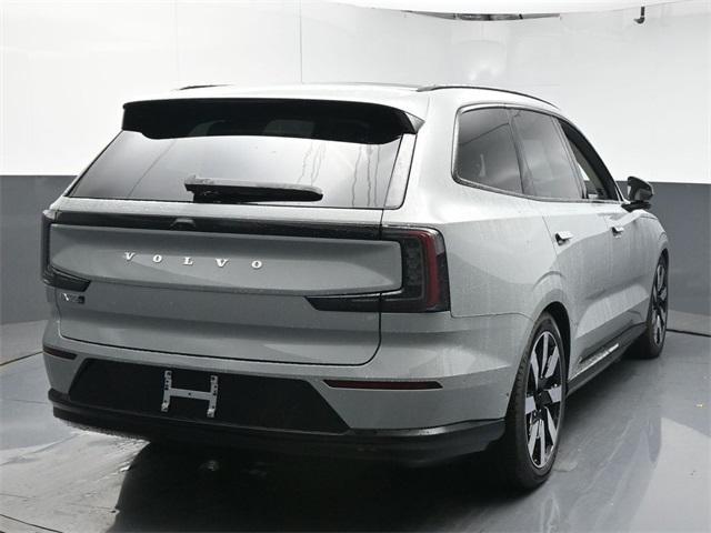 new 2025 Volvo EX90 car, priced at $85,640