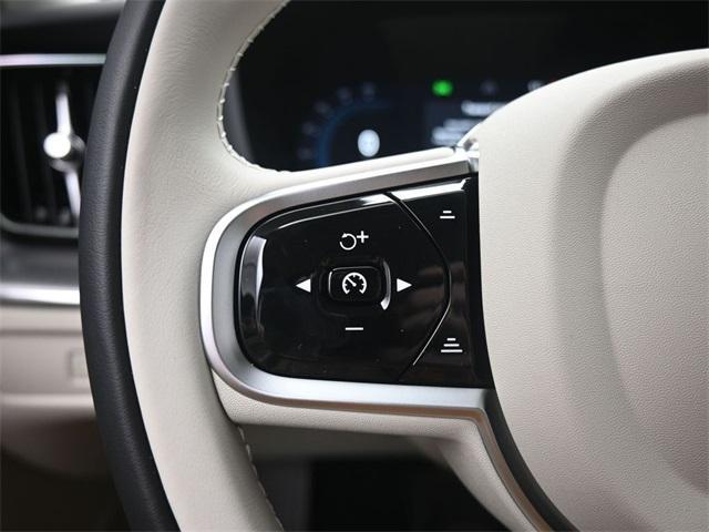 new 2025 Volvo XC60 car, priced at $48,345