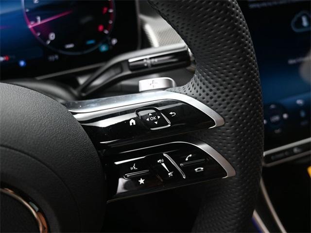 new 2025 Mercedes-Benz GLC 300 car, priced at $67,765