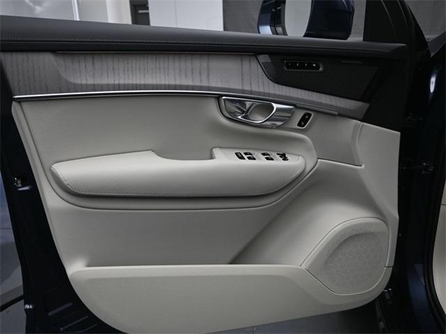 new 2025 Volvo XC90 Plug-In Hybrid car, priced at $82,405