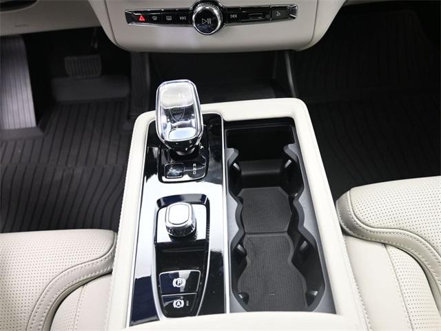 new 2025 Volvo XC90 Plug-In Hybrid car, priced at $82,405