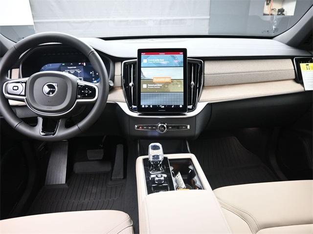 new 2025 Volvo XC90 car, priced at $69,155
