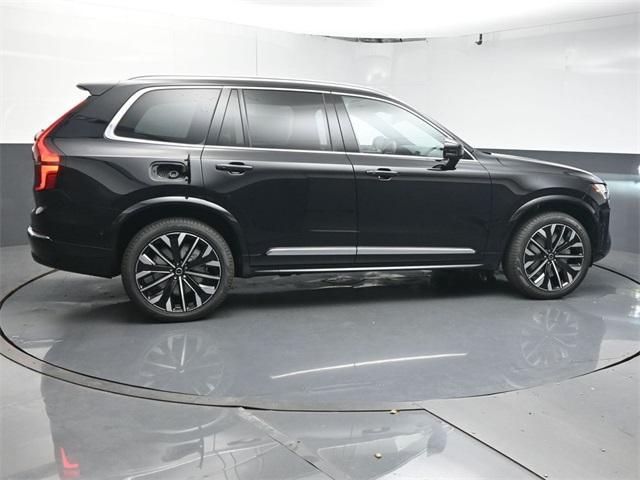 new 2025 Volvo XC90 car, priced at $69,155
