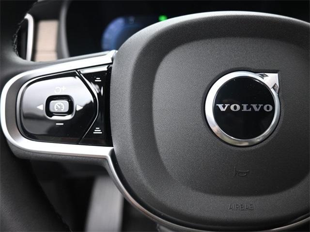 new 2025 Volvo XC90 car, priced at $69,155