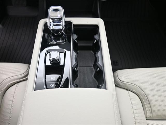 new 2025 Volvo XC90 Plug-In Hybrid car, priced at $82,405