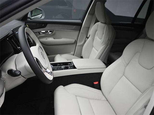 new 2025 Volvo XC90 Plug-In Hybrid car, priced at $82,405